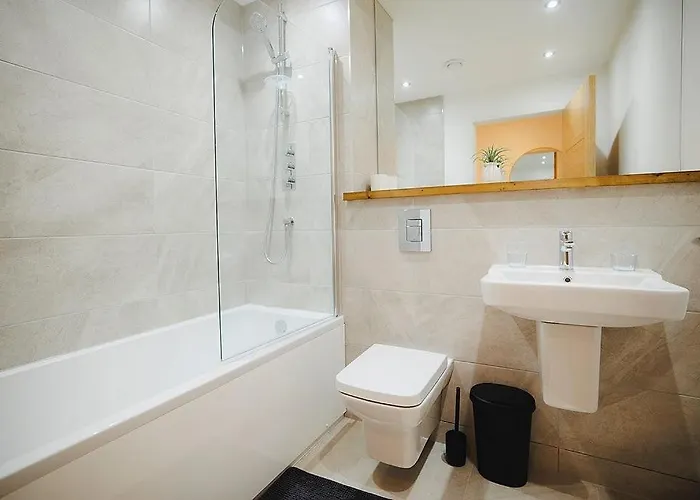 2 Bed, Leeds Centre - Private Balcony, Free Parking & Darts Apartamento Leeds (West Yorkshire)